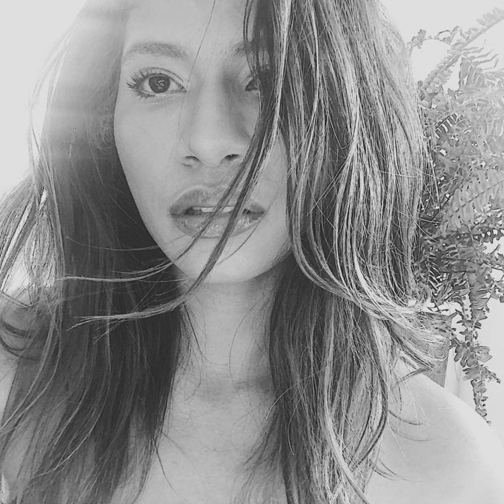 Meet your Posher, Kaya